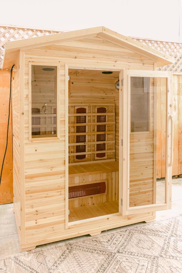 Luxe Ob Retreat Sauna Bikes Beach Nearby San Diego Exterior photo